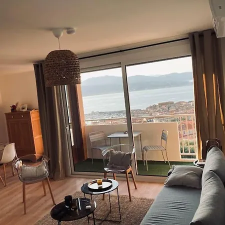 Appartement Centre-Ville Avec Magnifique Vue Mer Daire *