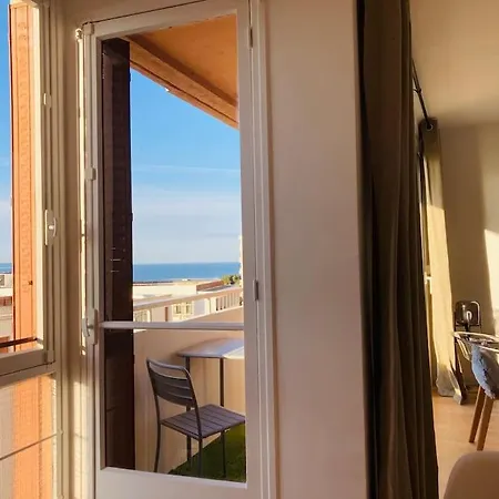 Appartement Centre-Ville Avec Magnifique Vue Mer