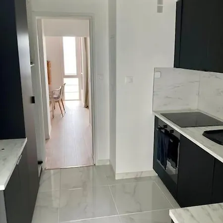 Appartement Centre-Ville Avec Magnifique Vue Mer Daire *